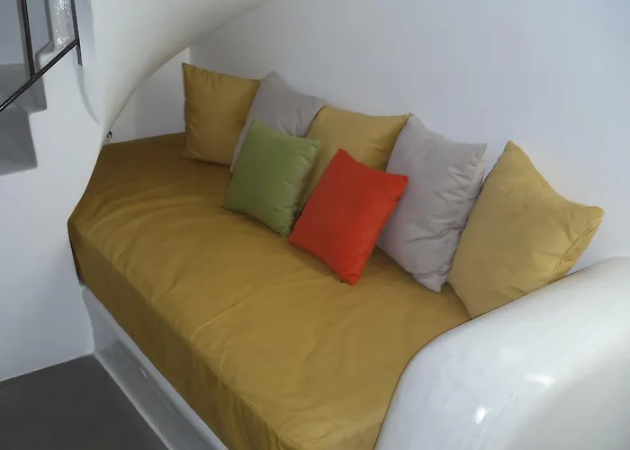 Santoxenia Luxury Villa Kamari (Santorini)