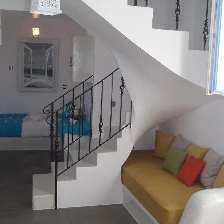 Santoxenia Luxury Kamári