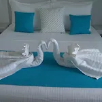 Santoxenia Luxury Villa Kamári