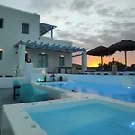 Santoxenia Luxury Villa Kamári