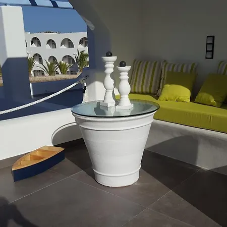 וילה Santoxenia Luxury Kamári