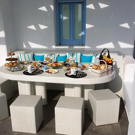 Santoxenia Luxury וילה Kamári